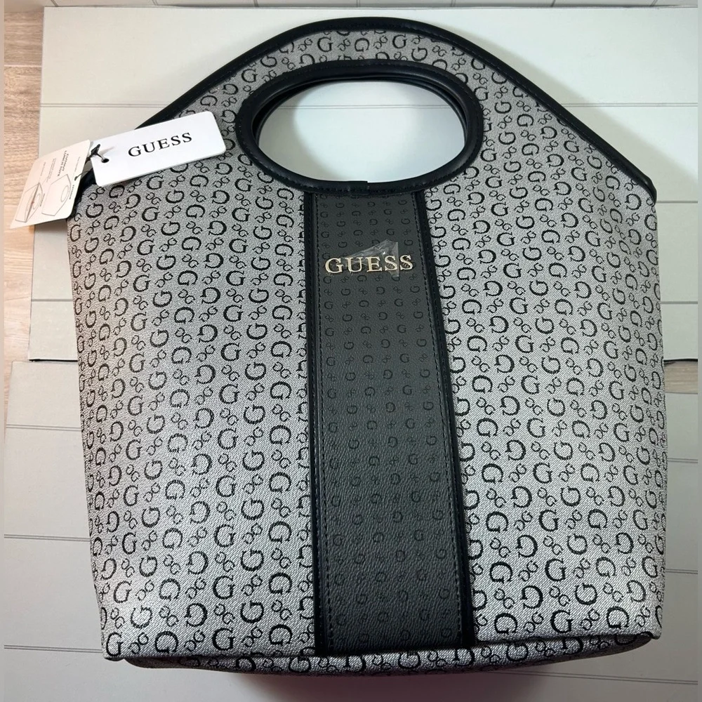 Guess stylish cut